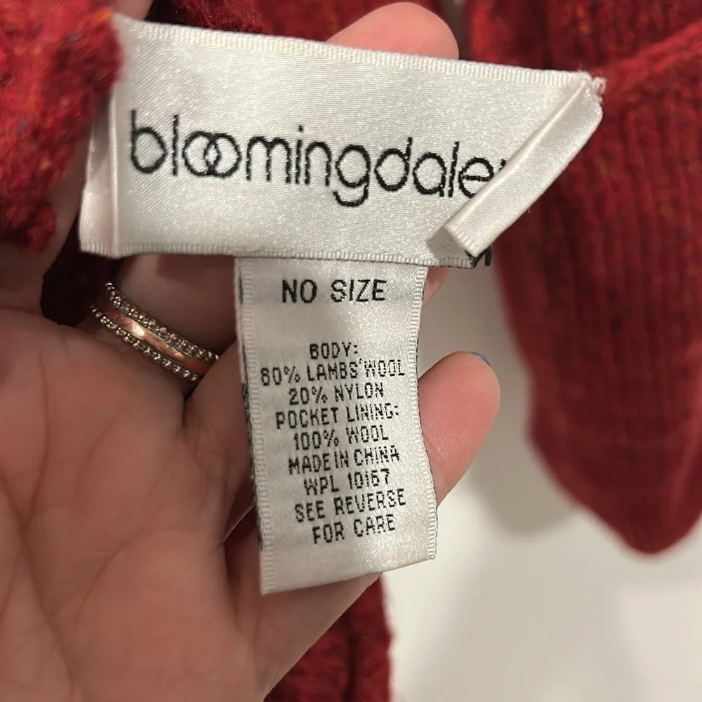 Vintage Bloomingdale’s cranberry Red Knit wool nylon Scarf and Beanie Set
